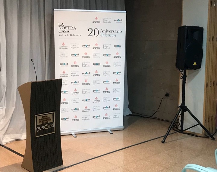 Escenario evento 20 aniversario La Casa Nostra, Vall de la Ballestera