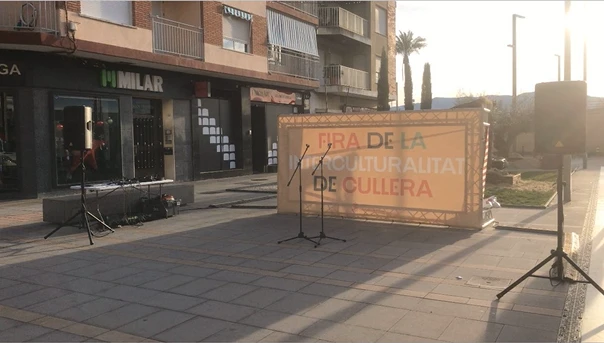 Instalación realizada por A-System para la Feria de la Interculturalidad de Cullera