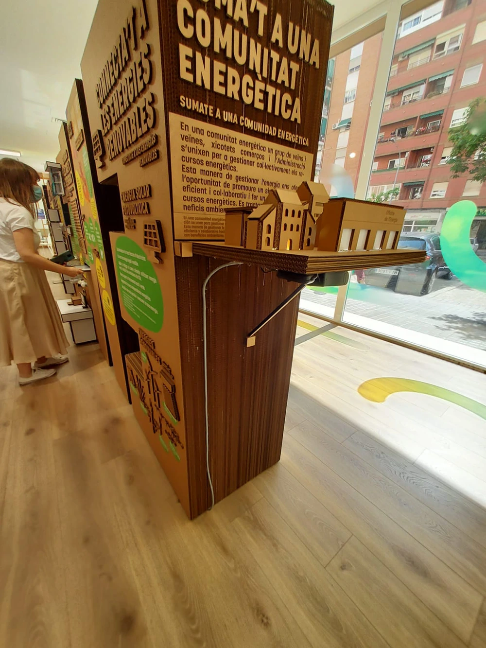 Detalle de Stand sobre el consumo energético realizado por A-System